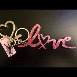 💕 Victoria’s Secret “Love” Keychain 💕
